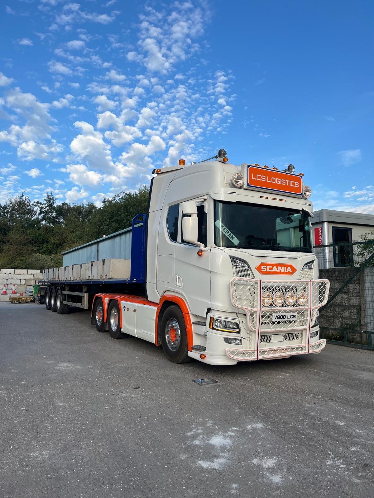 Road haulage Yorkshire carrying blocks